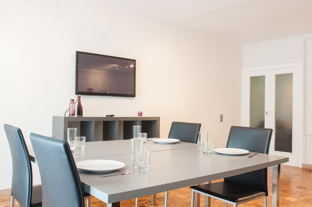 Autentic Arc De Triomf Apartment برشلونة الغرفة الصورة